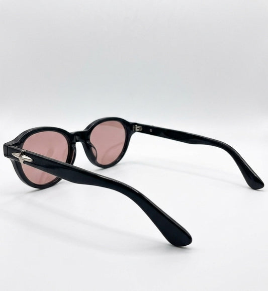 Find eyewear with oval shape Black- FD9015