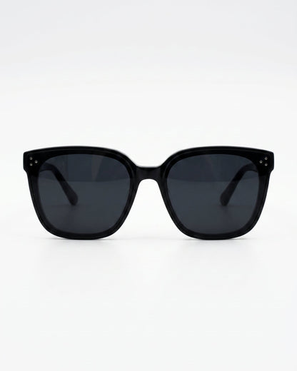 Find eyewear with square shape black- FD9016